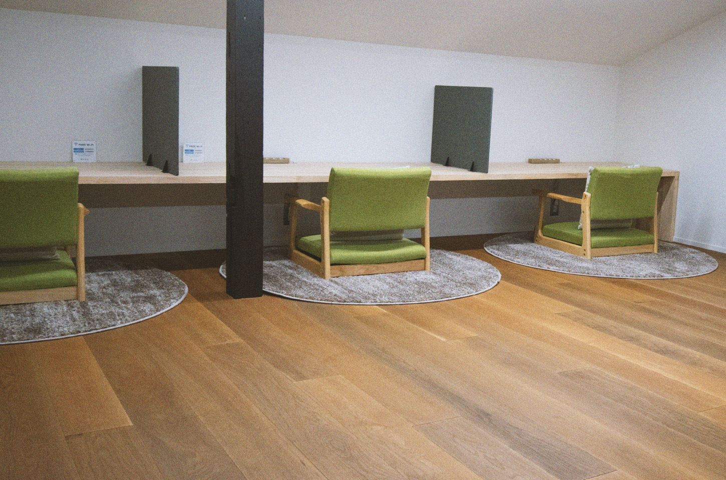 3階　コワーキングスペース